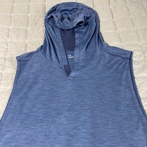 Men’s XXL Under Armour sleeveless hooded shirt EUC